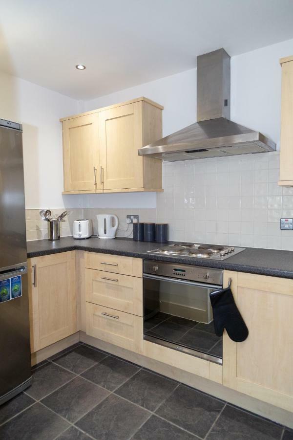 Serviced Apartment In Liverpool City Centre - Free Parking - Balcony - By Happy Days 外观 照片